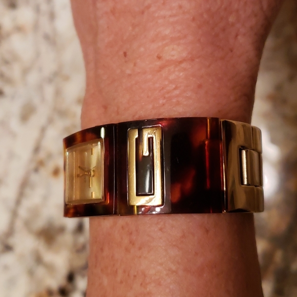 Guess Watch - Picture 2 of 7